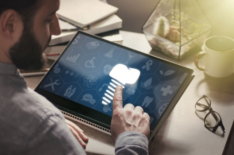 Dentist using digital imaging for dental treatment planning