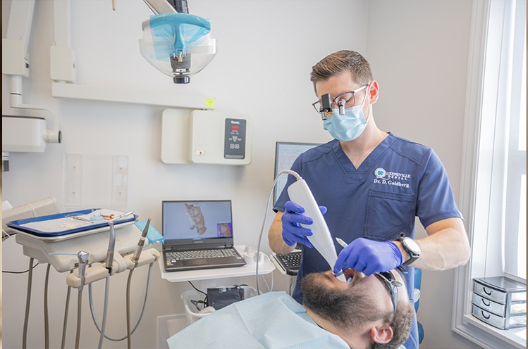 Digital dental impressions on chair side computer monitor