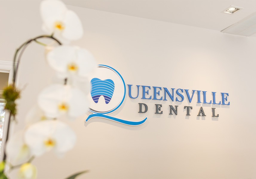 Outside view of East Gwillimbury Ontario dental office